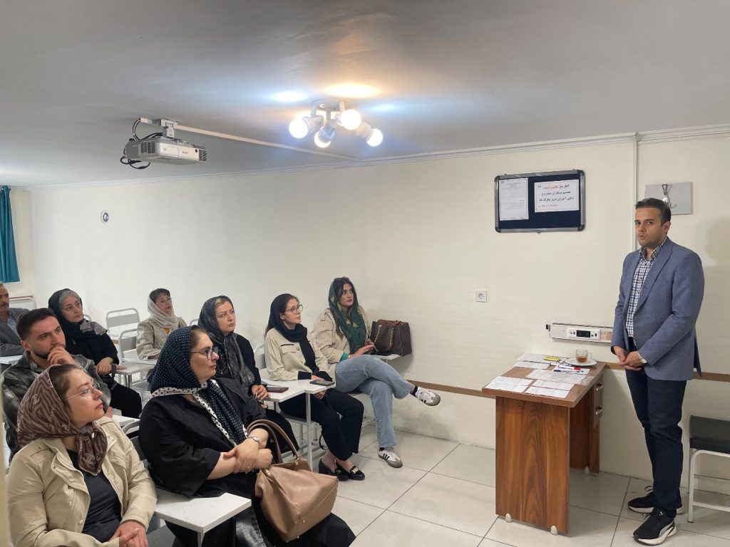 دبیرستان ابتکار