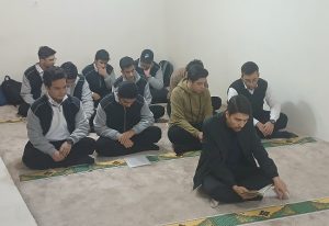 دبیرستان ابتکار