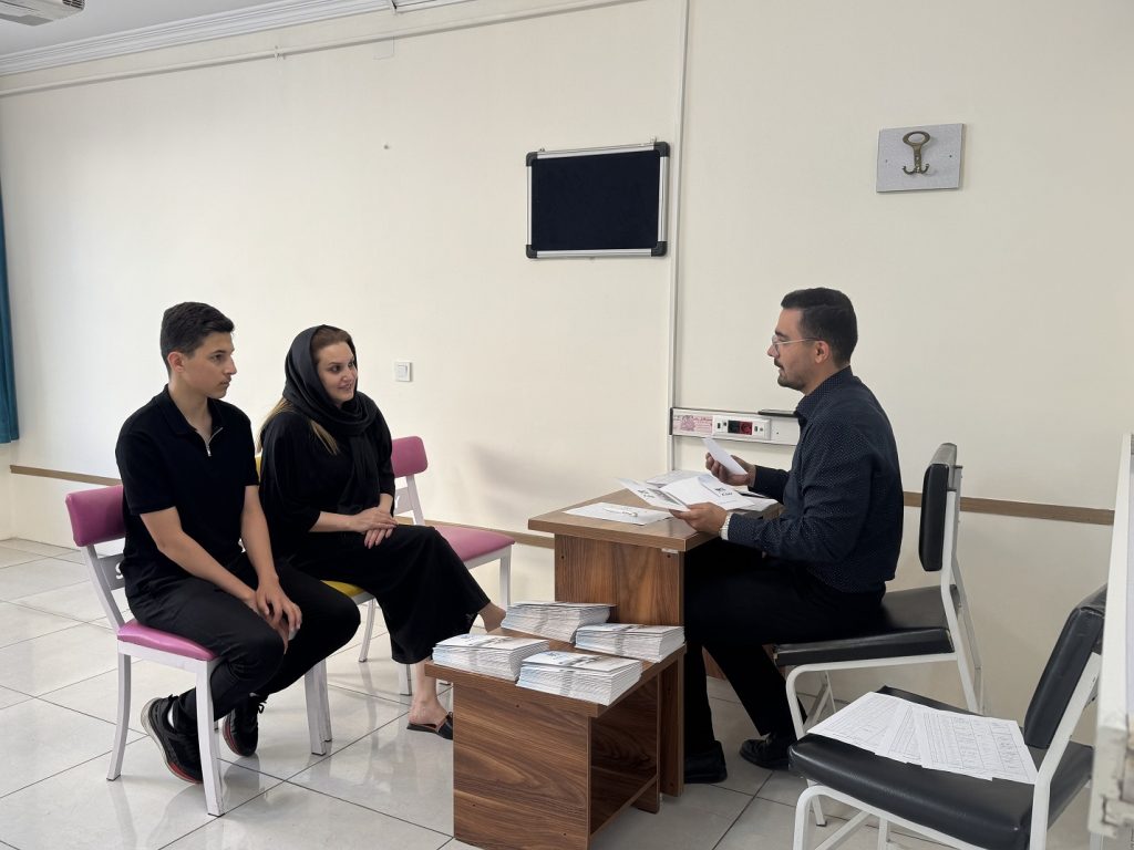 دبیرستان ابتکار