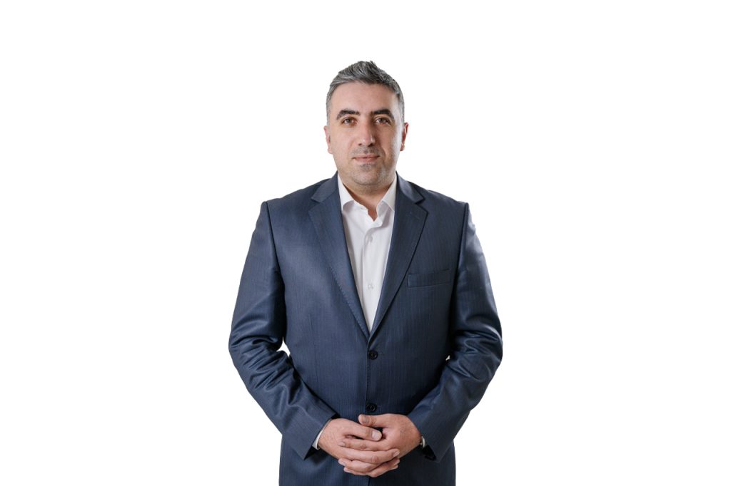 دبیرستان ابتکار